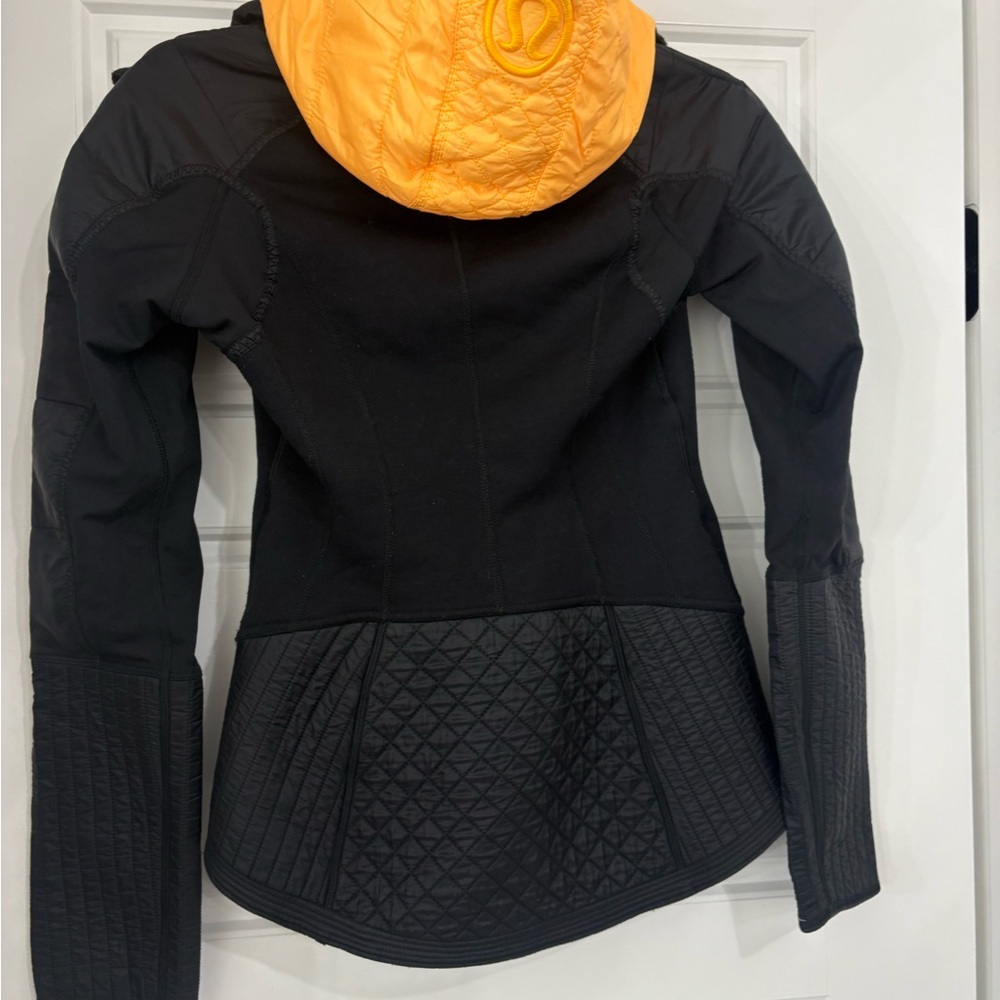lululemon athletica run bundle up jacket size 4